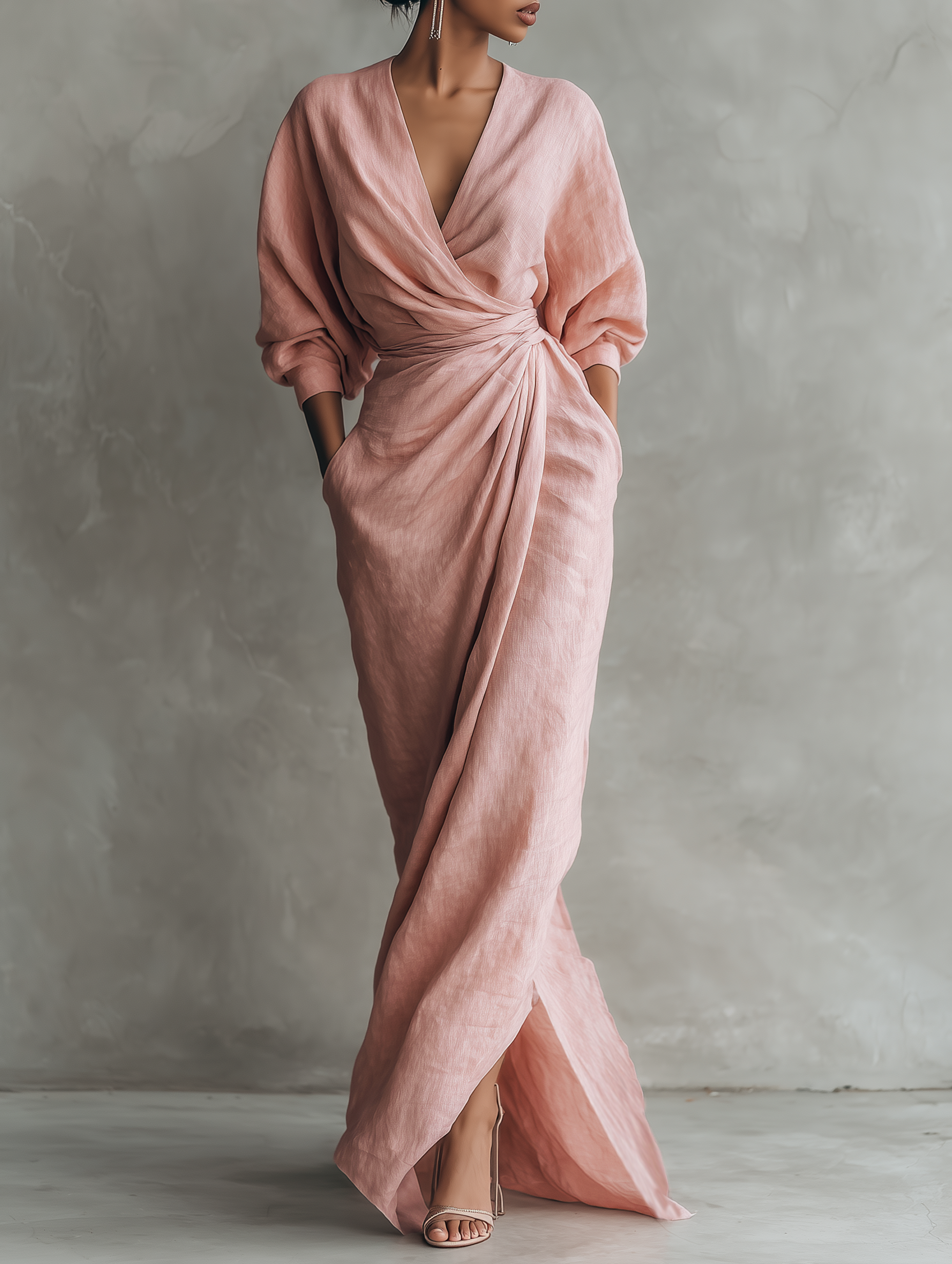 Trendé™ | Elina Leinenmix-Maxikleid mit V-Ausschnitt und minimalistischem Stil