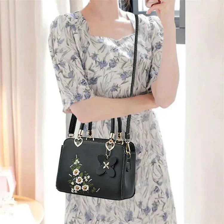 Trendé™ | Floraris Ledertasche mit zeitloser Eleganz
