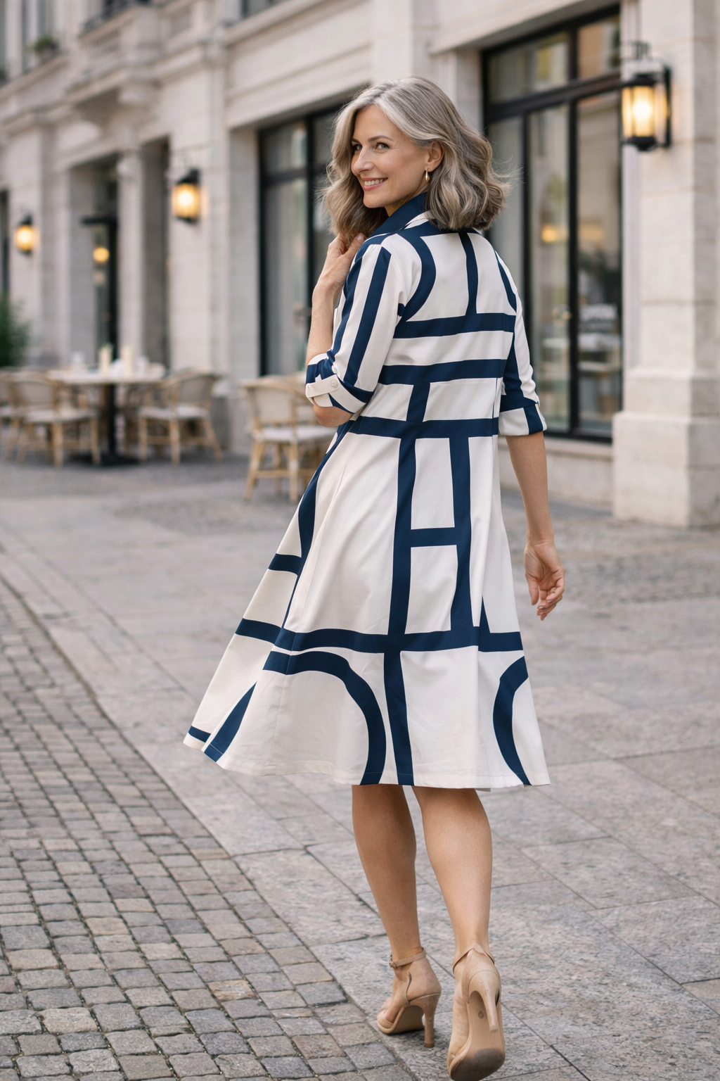 Trendé™ | Lena Klassisches Midikleid mit klarer Linie