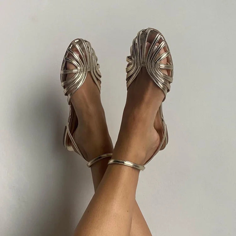 Vittoria | Goldfarbene Schmuck-Sandalen