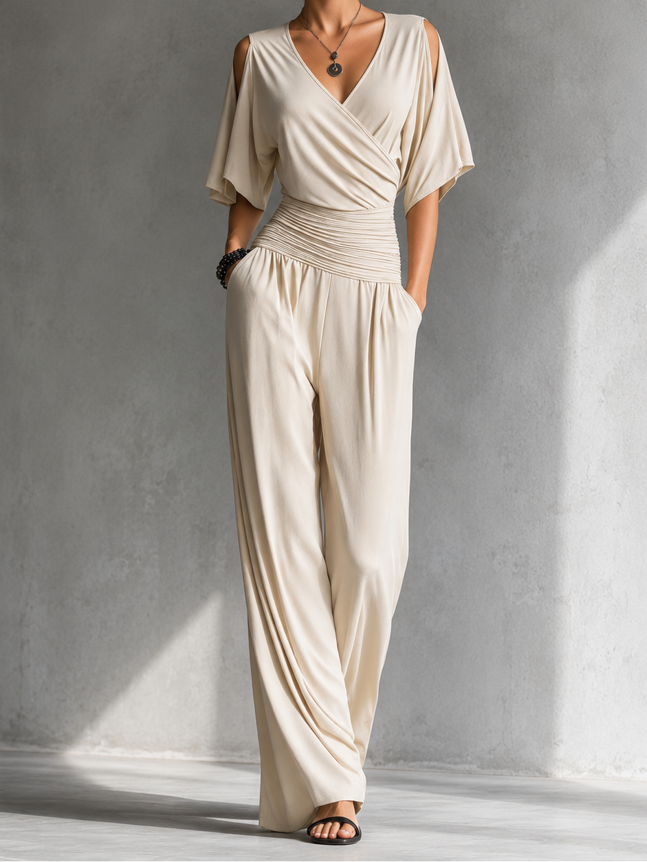 Trendé™ | Mia Eleganter Jumpsuit mit V-Ausschnitt