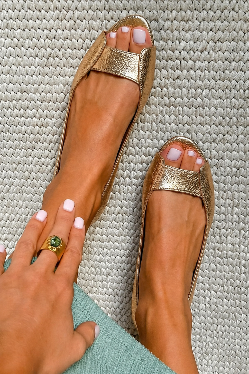 Adelina | Goldene Sandalen – Komfort und Chic