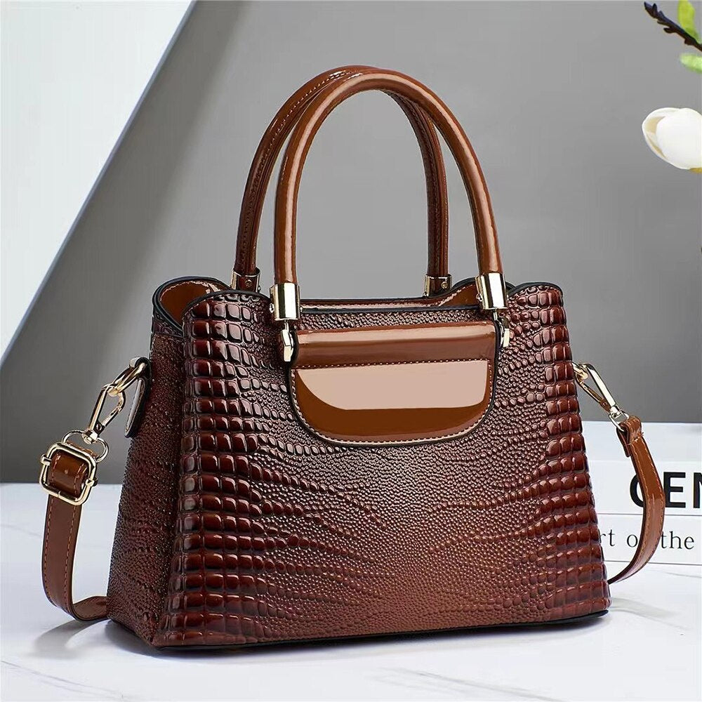 Trendé™ | Lianne Ledertasche mit zeitloser Eleganz