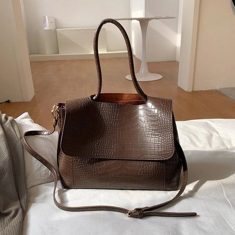 Trendé™ | Clove Ledertasche mit zeitloser Eleganz