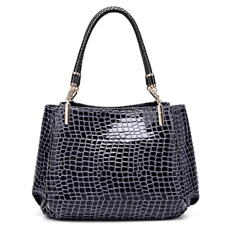 Trendé™ | Valentina54114 Ledertasche mit zeitloser Eleganz