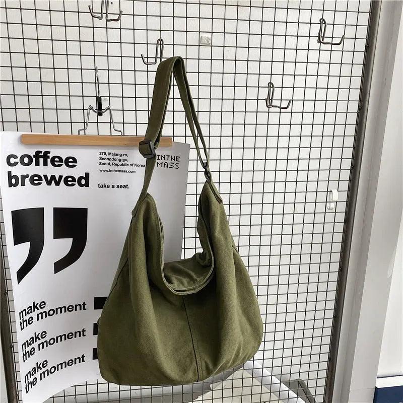 Trendé™ | Paloma44 Messenger-Tasche mit zeitlosem Look