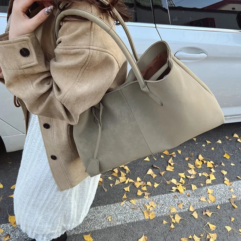 Trendé™ | Zarine Ledertasche mit zeitloser Eleganz
