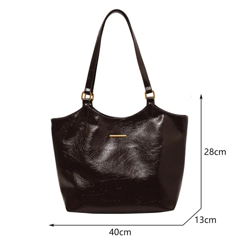 Trendé™ | Bless Ledertasche mit zeitloser Eleganz