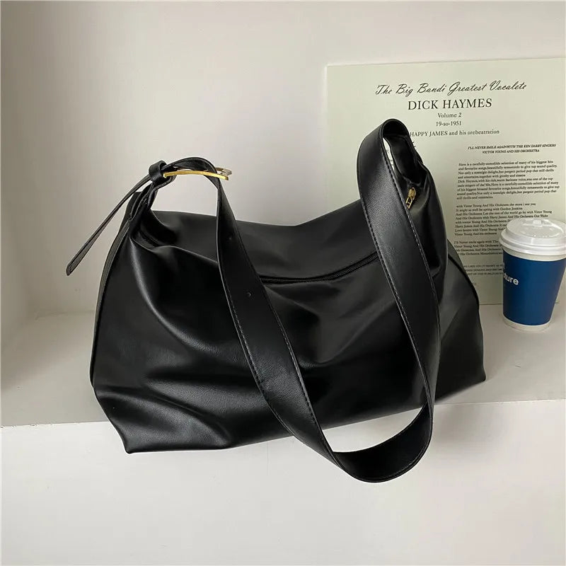 Trendé™ | Mirá Ledertasche mit zeitloser Eleganz