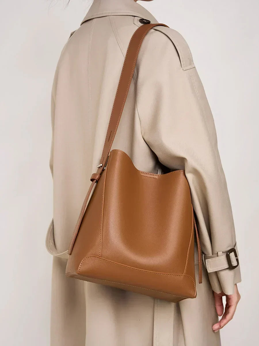 Trendé™ | Penelope Ledertasche mit zeitloser Eleganz