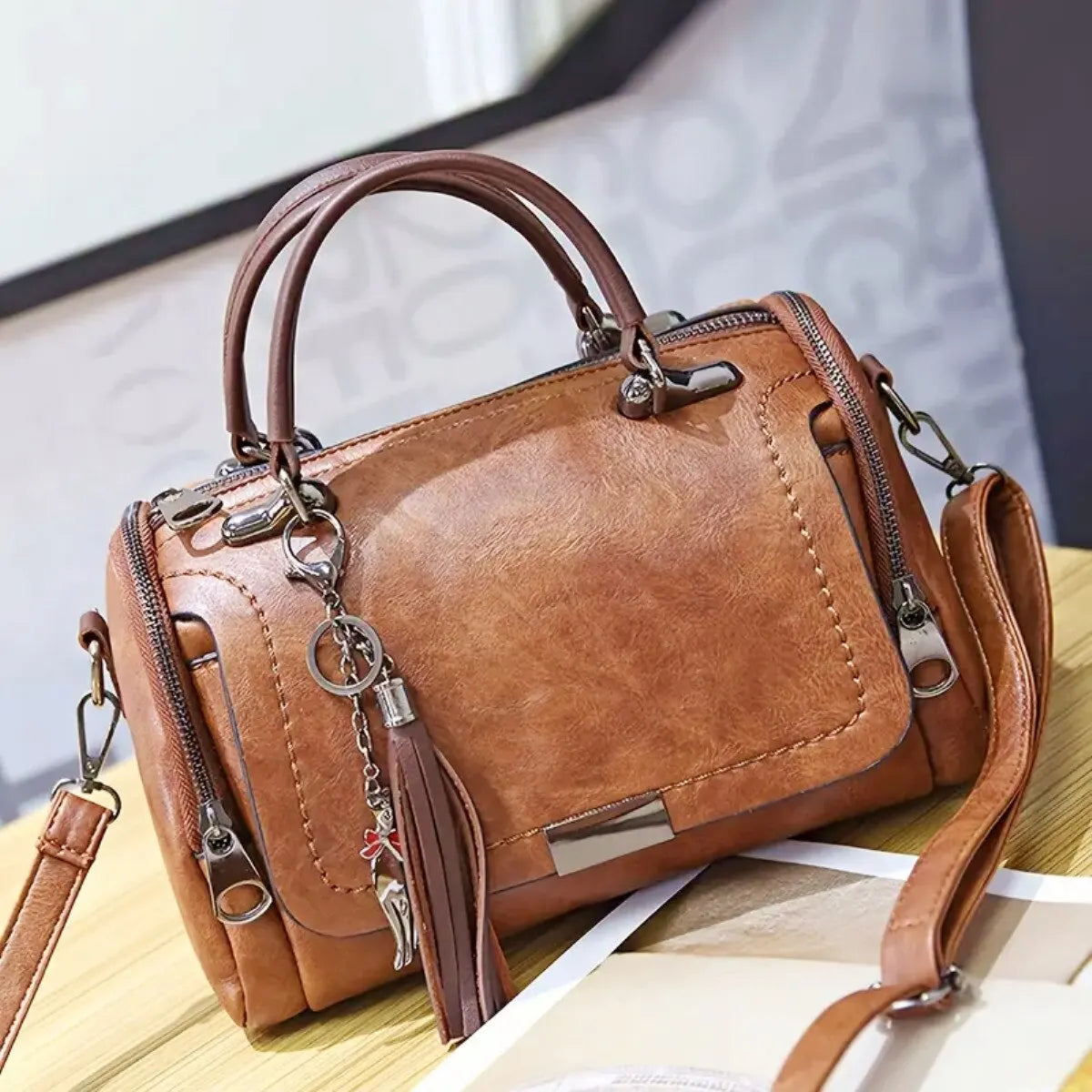Trendé™ | Elena8 Ledertasche mit zeitloser Eleganz
