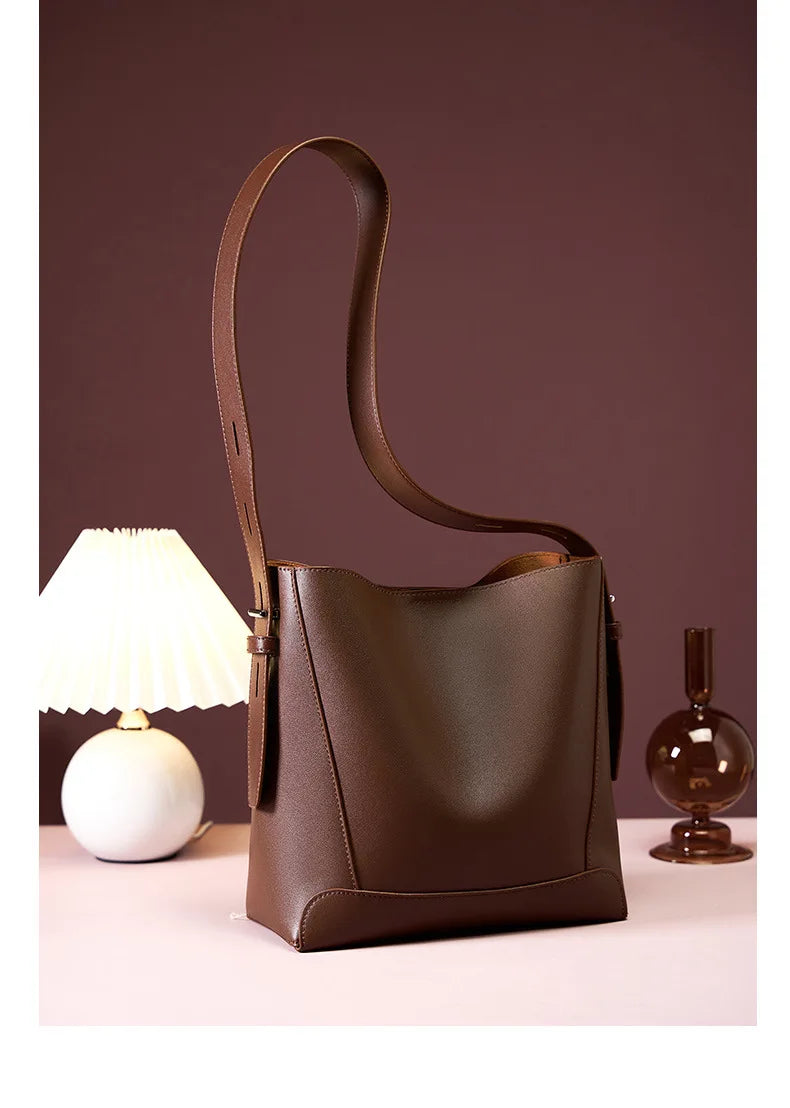 Trendé™ | Penelope Ledertasche mit zeitloser Eleganz