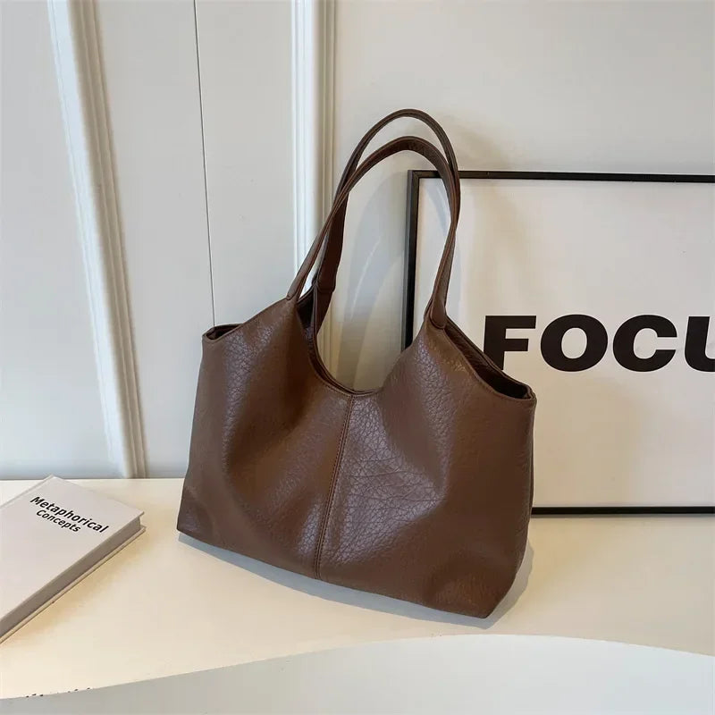 Trendé™ | Monica Ledertasche mit zeitloser Eleganz