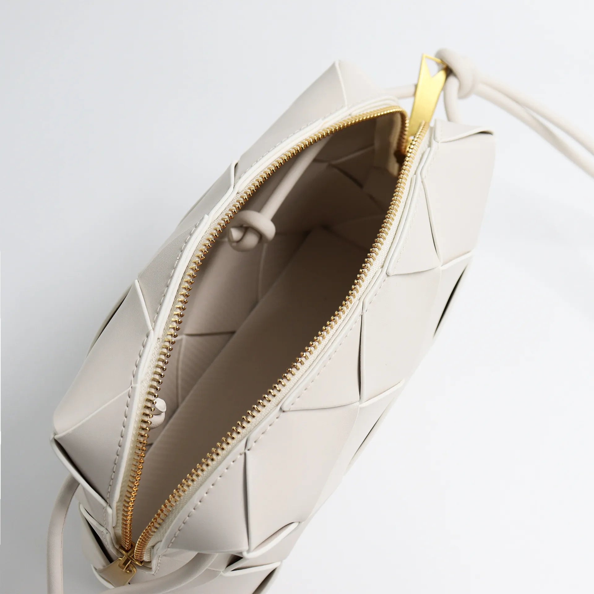Trendé™ | Isabella1777 Crossbody-Tasche mit elegantem Design
