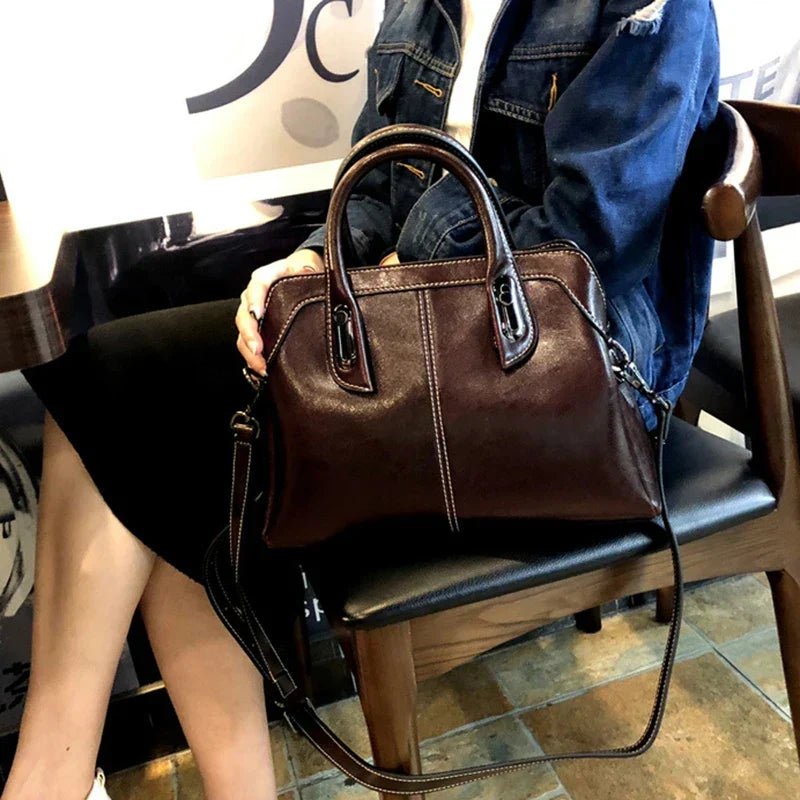 Trendé™ | Maya3595 Ledertasche mit zeitloser Eleganz