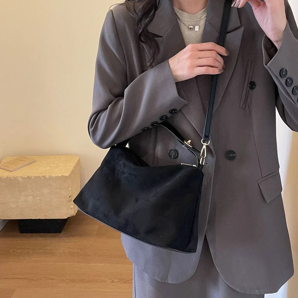 Trendé™ | Yara Ledertasche mit zeitloser Eleganz