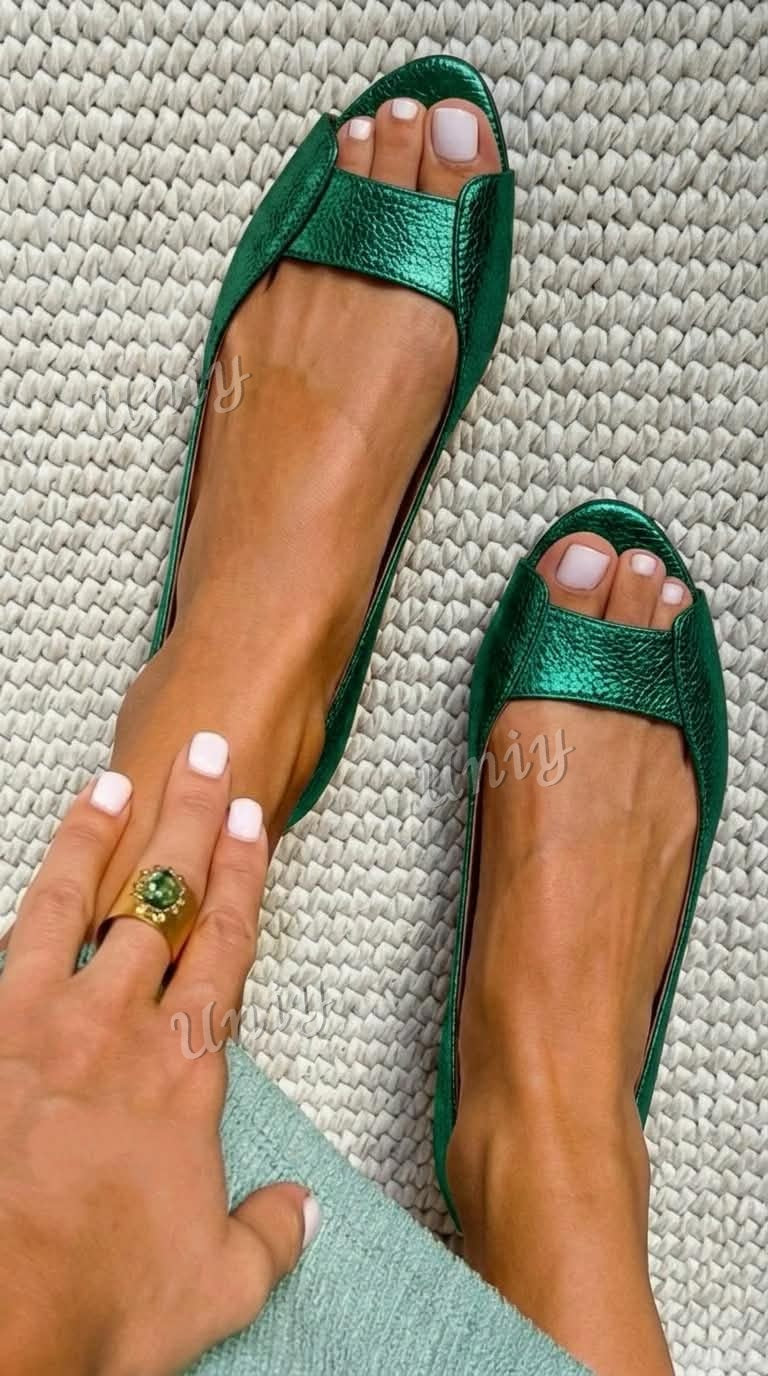 Schicke metallische Peeptoe-Ballerinas in Champagnergold