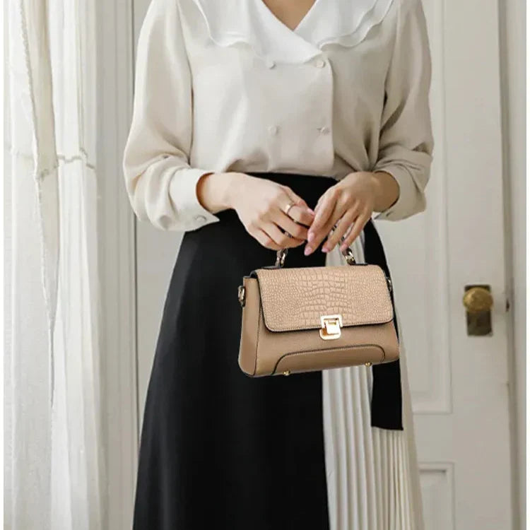 Trendé™ | Crav Ledertasche mit zeitloser Eleganz