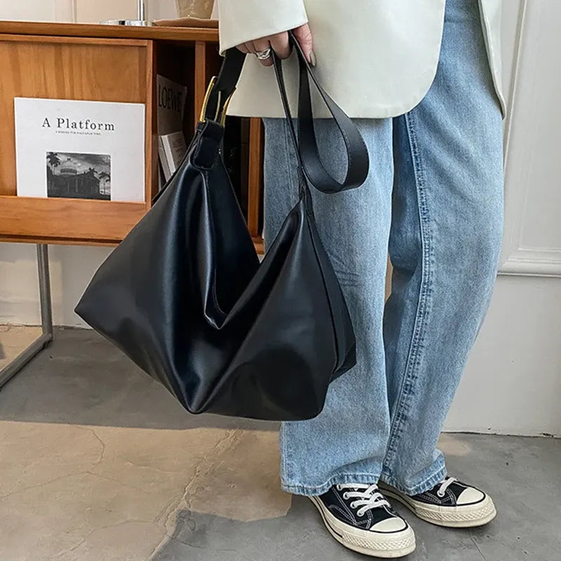 Trendé™ | Mirá Ledertasche mit zeitloser Eleganz