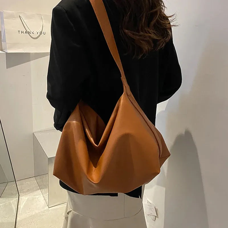 Trendé™ | Mirá Ledertasche mit zeitloser Eleganz