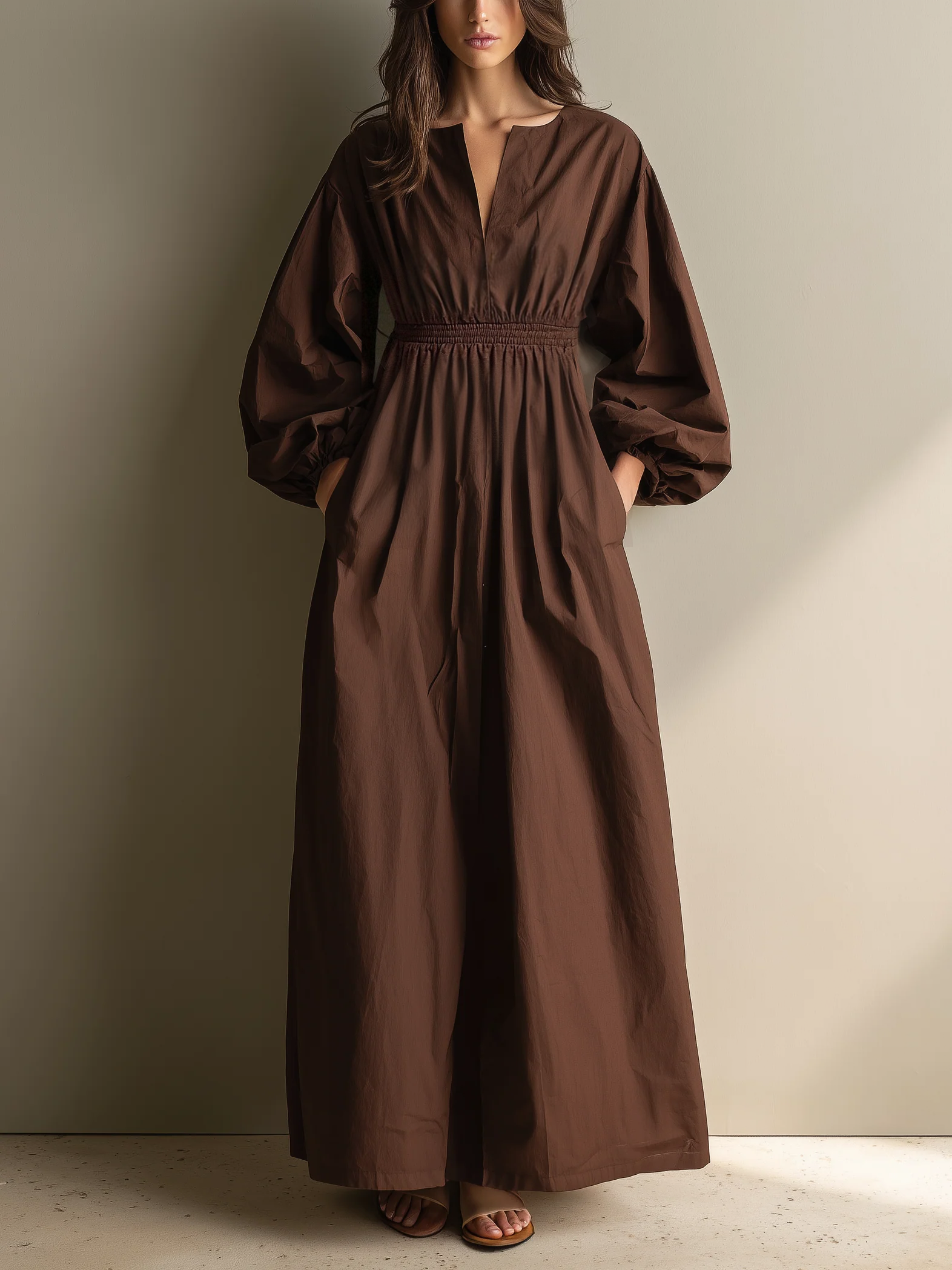 Trendé™ | Sonia Baumwoll-Leinen-Maxikleid mit V-Ausschnitt und langen Ärmeln