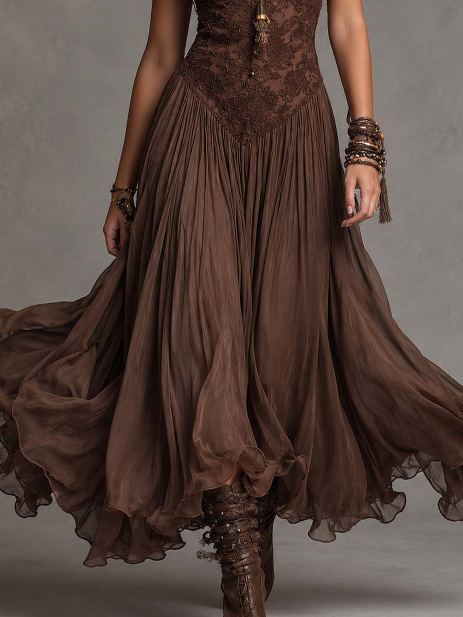 Dunkelbraunes Chiffon-Maxikleid mit Spitzeneinsätzen