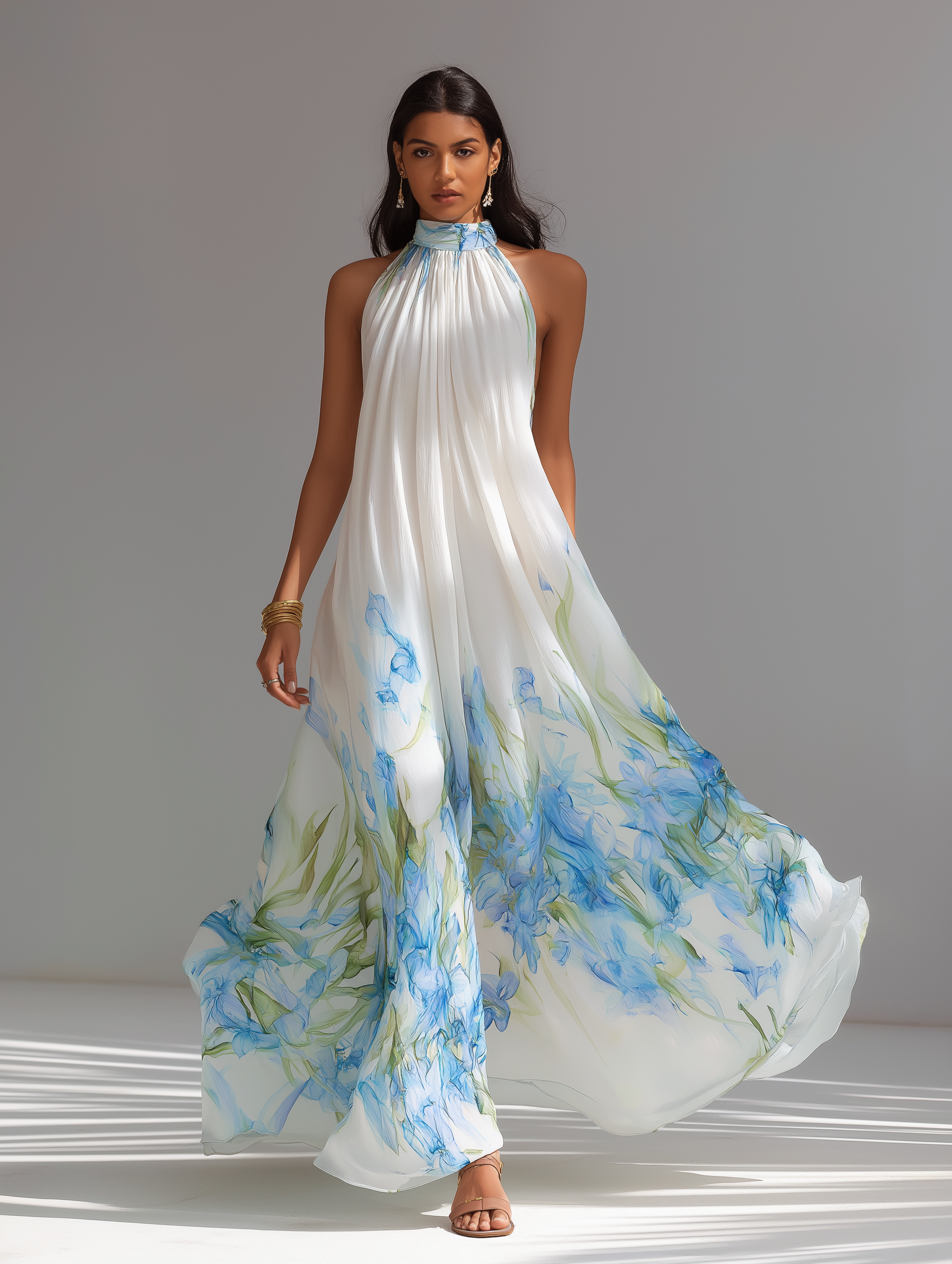 Trendé™ | Elvira Chiffon-Maxikleid mit Neckholder-Ausschnitt und ärmellosem Schnitt