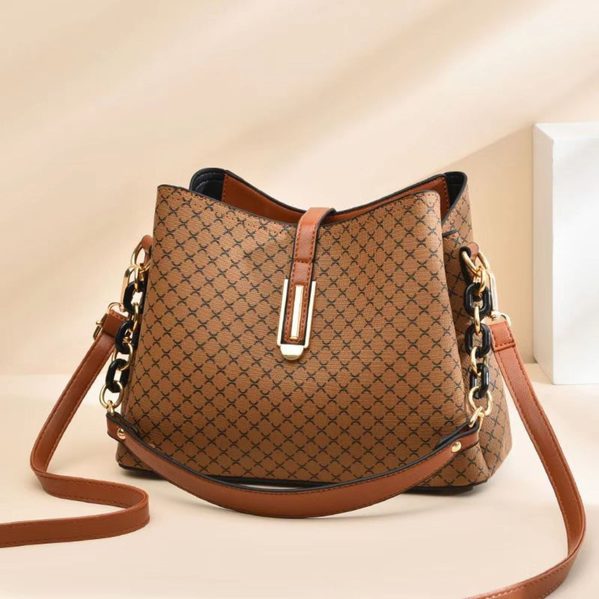 Trendé™ | Yalena Ledertasche mit zeitloser Eleganz