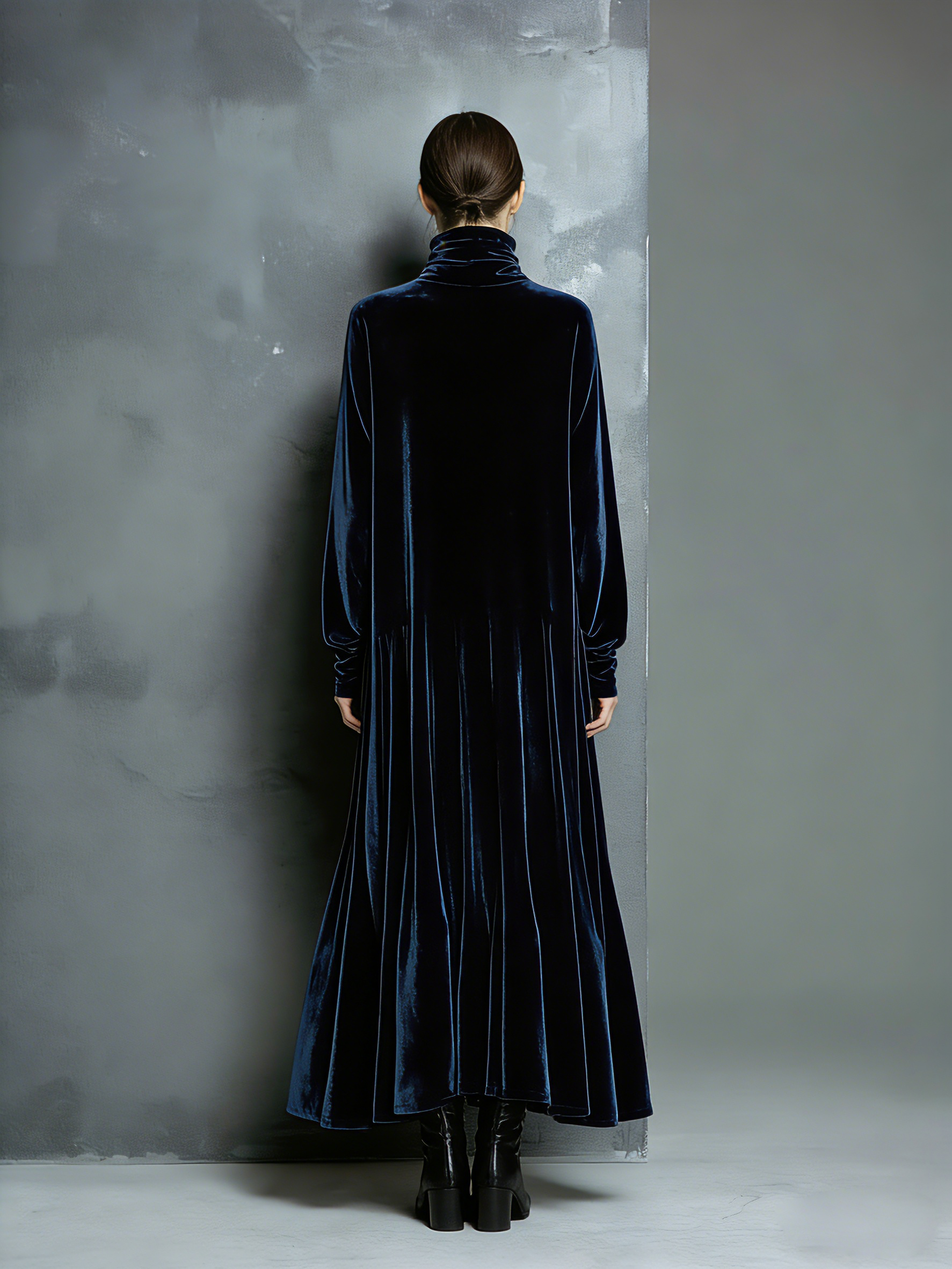 Trendé™ | Sofia Velours-Maxikleid mit langen Ärmeln und lockerer Passform