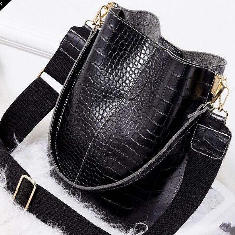 Trendé™ | Mary Bennett Ledertasche mit zeitloser Eleganz