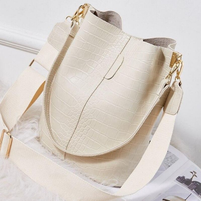 Trendé™ | Mary Bennett Ledertasche mit zeitloser Eleganz