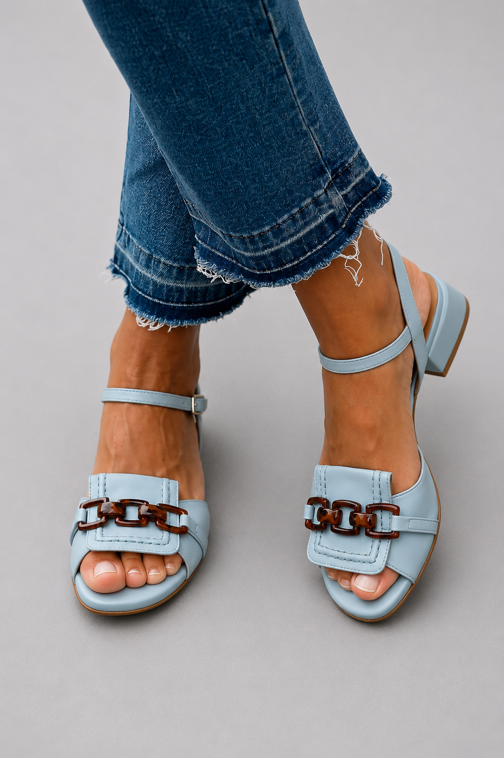 Azzurra | Sandalen „Eleganza Costiera“