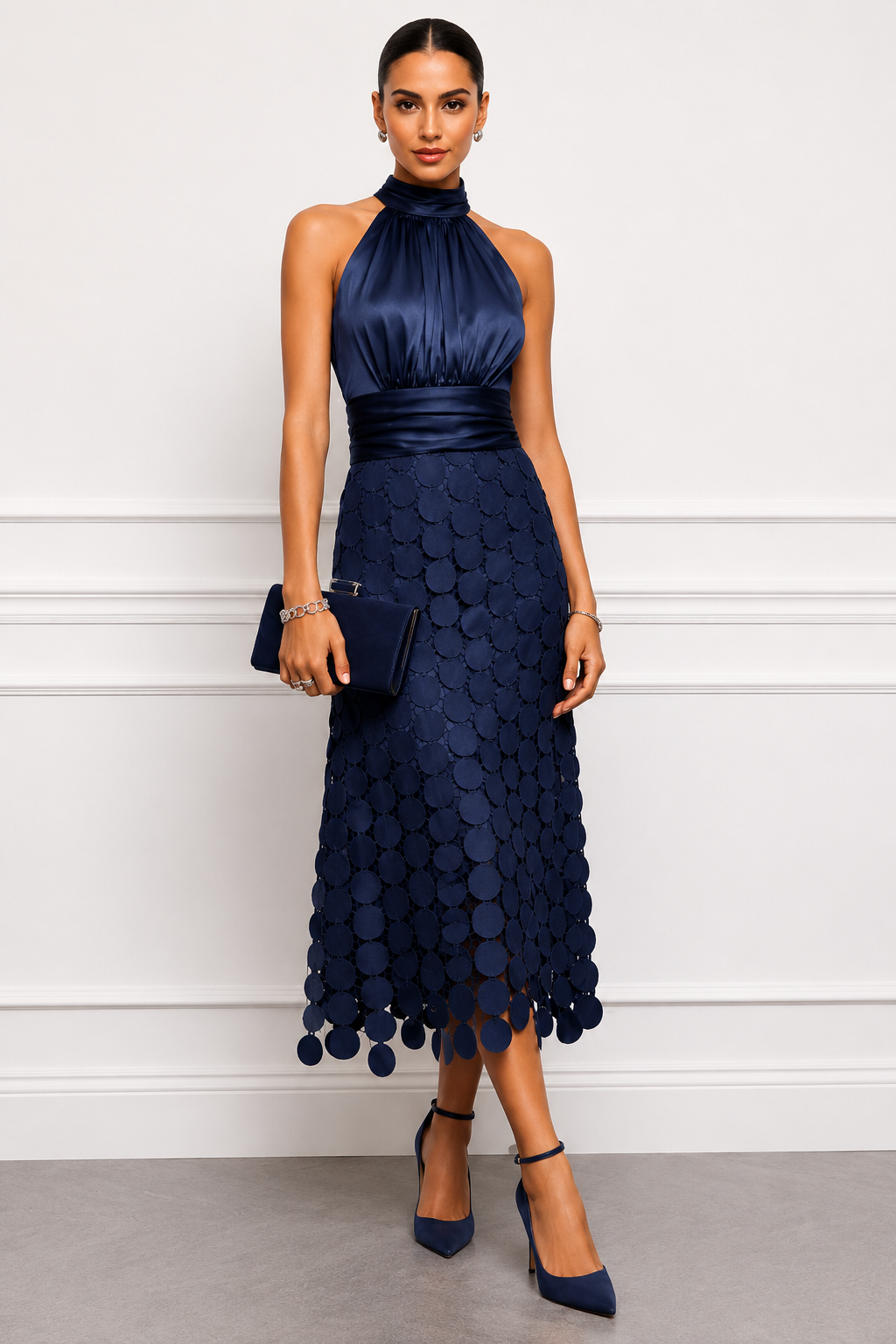 Trendé™ | Serena Elegantes Midi-Kleid mit Halter-Ausschnitt