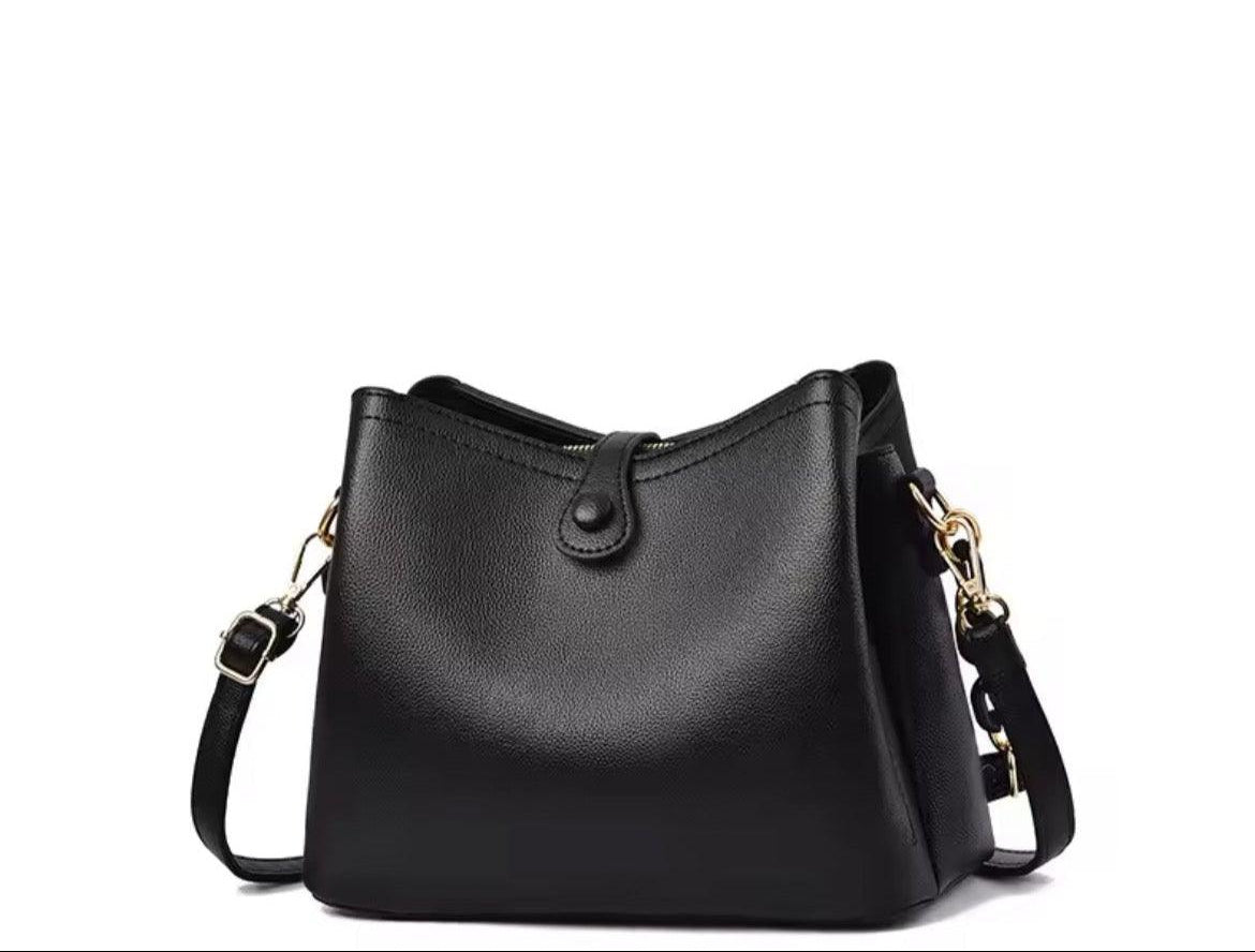 Trendé™ | Brail Ledertasche mit zeitloser Eleganz