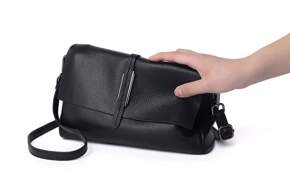 Trendé™ | Yara58118 Ledertasche mit zeitloser Eleganz
