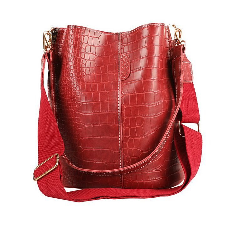 Trendé™ | Mary Bennett Ledertasche mit zeitloser Eleganz