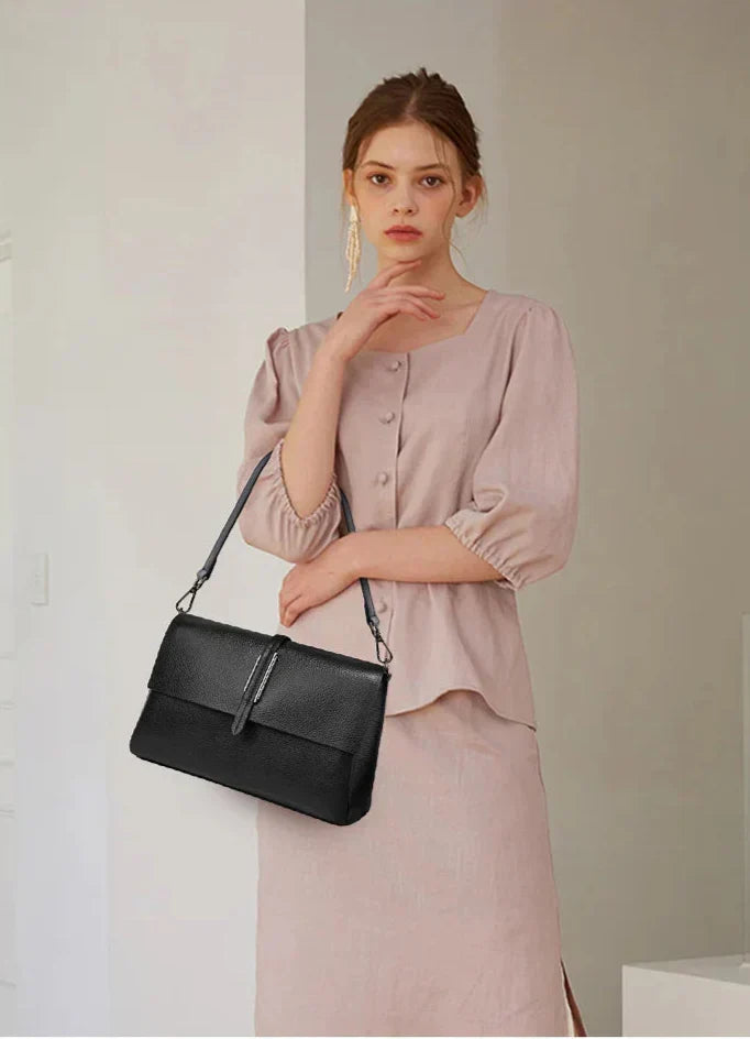Trendé™ | Yara58118 Ledertasche mit zeitloser Eleganz