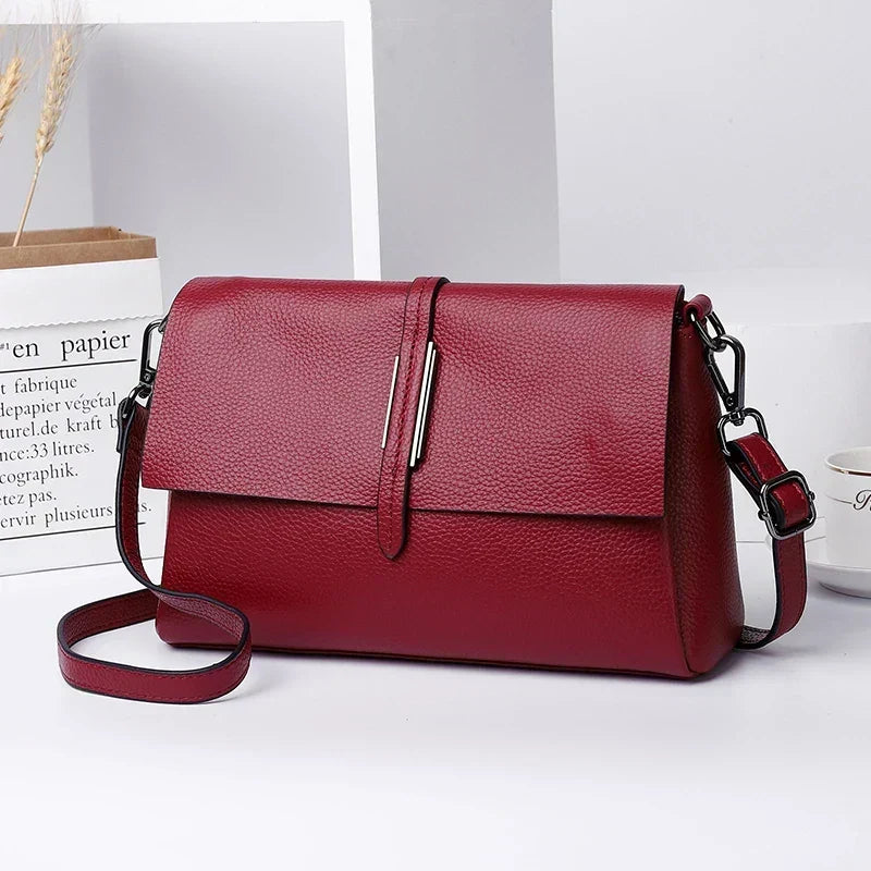 Trendé™ | Yara58118 Ledertasche mit zeitloser Eleganz