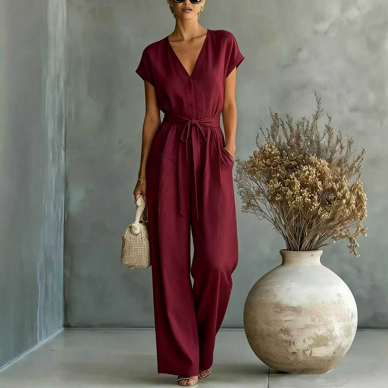 Nadia – Fließender langer Jumpsuit mit Gürtel
