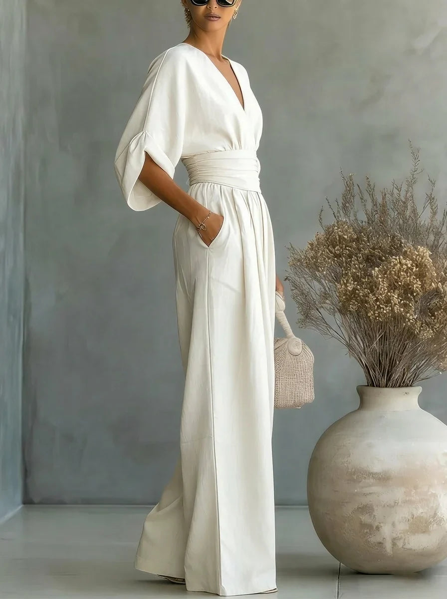 Trendé™ | Thais Essential-Jumpsuit mit V-Ausschnitt