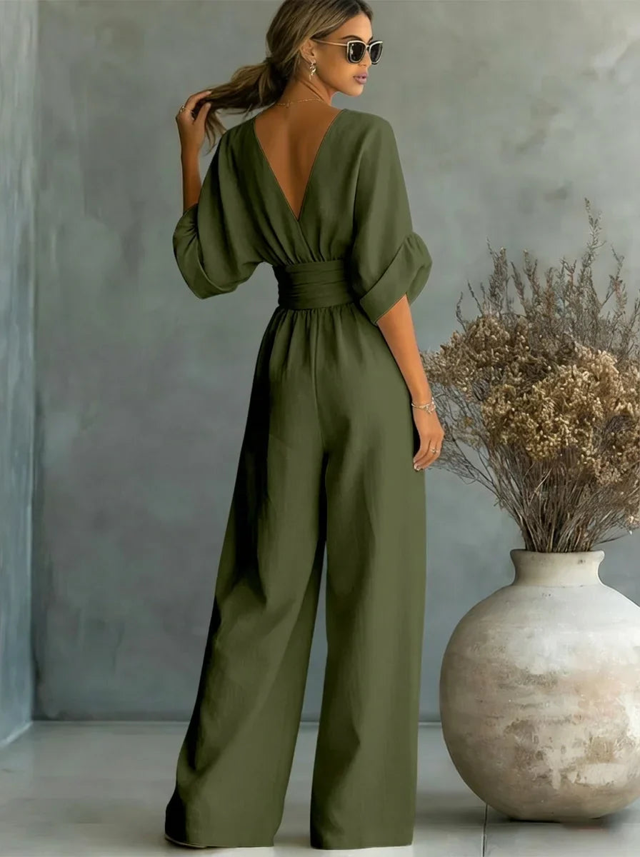 Trendé™ | Thais Essential-Jumpsuit mit V-Ausschnitt