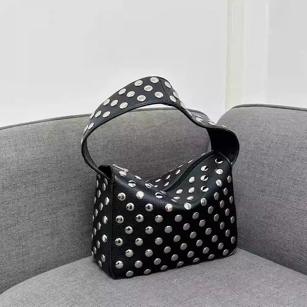 Trendé™ | Valentina54 Ledertasche mit zeitloser Eleganz