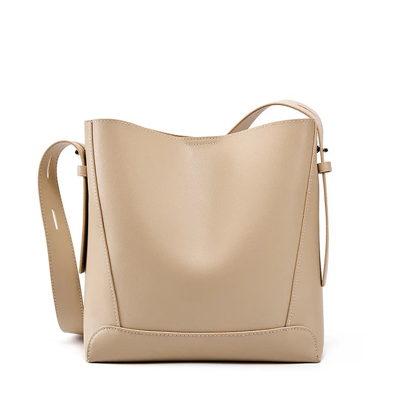 Trendé™ | Penelope Ledertasche mit zeitloser Eleganz