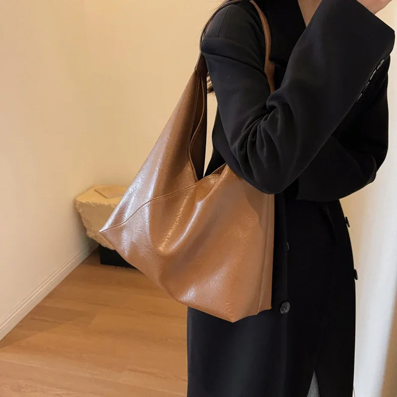 Trendé™ | Lunea Ledertasche mit zeitloser Eleganz