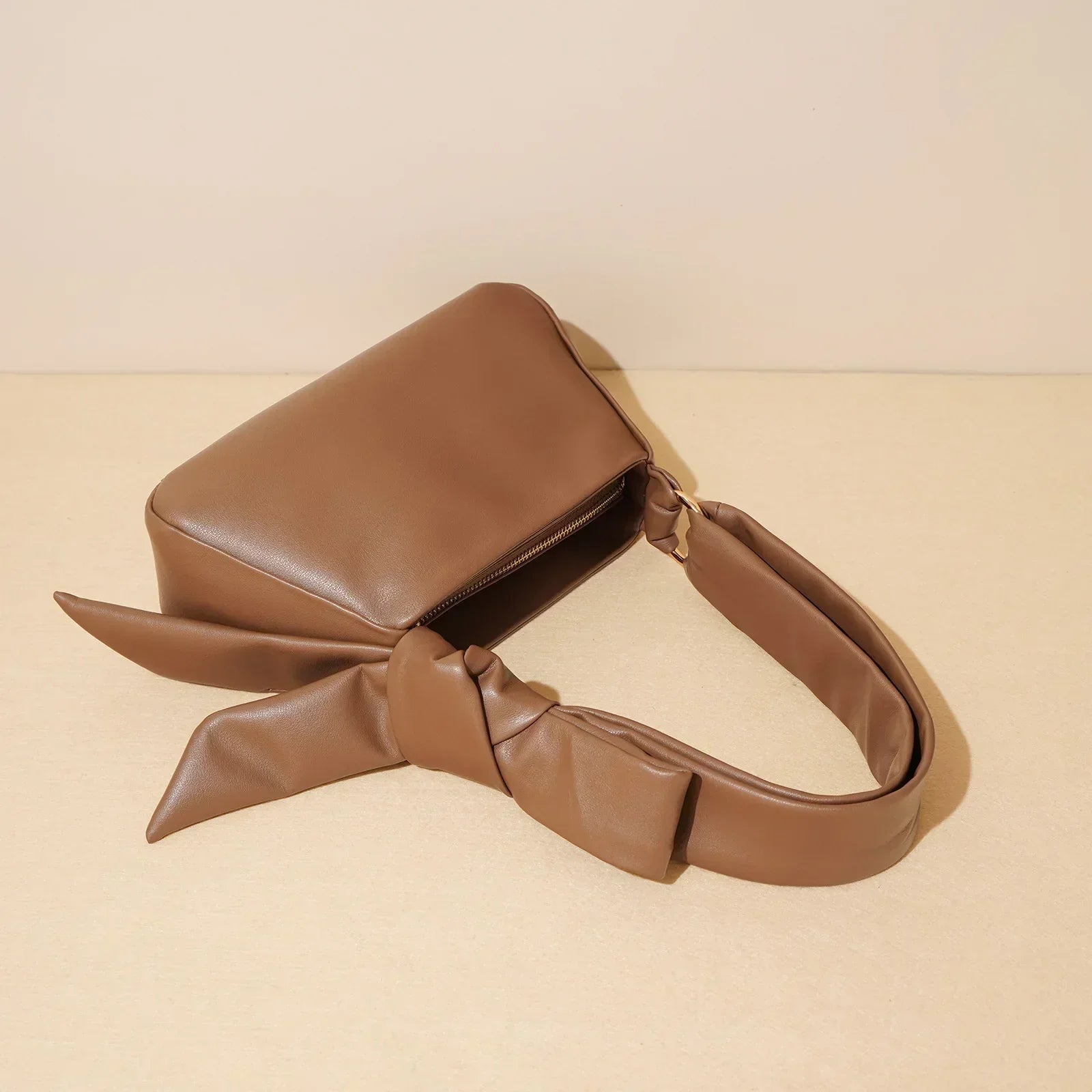 Trendé™ | Hilda Crossbody-Tasche mit elegantem Design