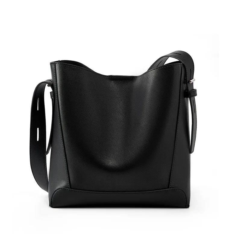 Trendé™ | Penelope Ledertasche mit zeitloser Eleganz