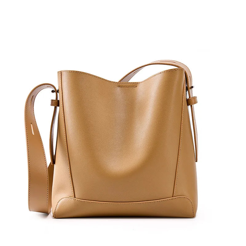 Trendé™ | Penelope Ledertasche mit zeitloser Eleganz