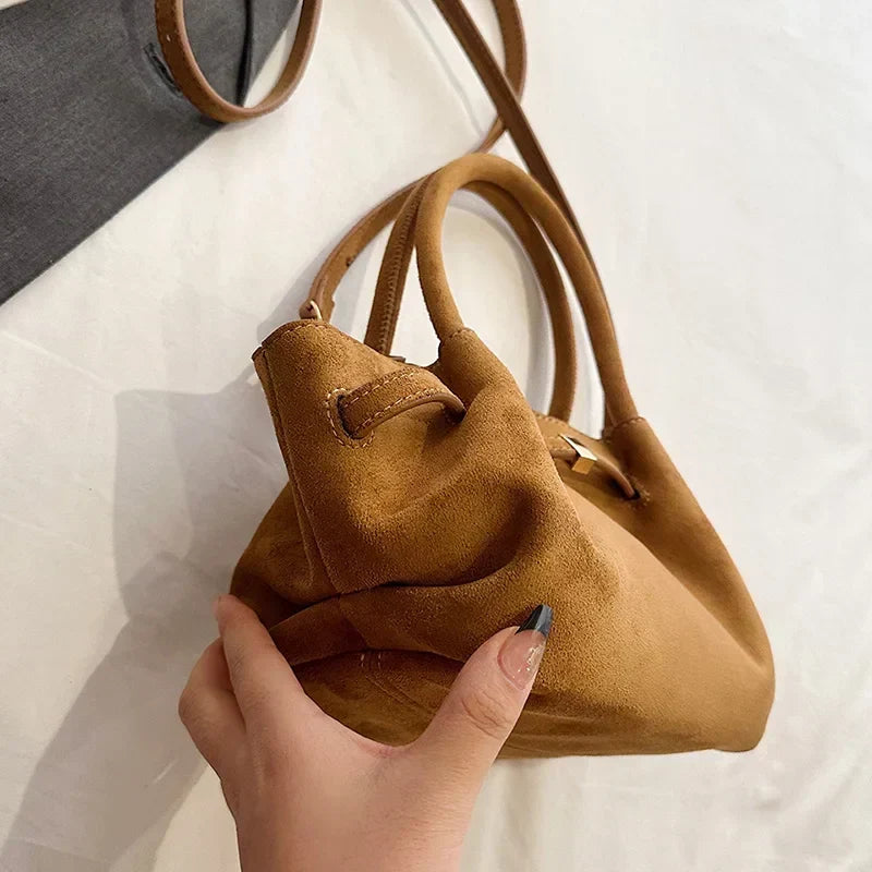 Trendé™ | Liora Ledertasche mit zeitloser Eleganz