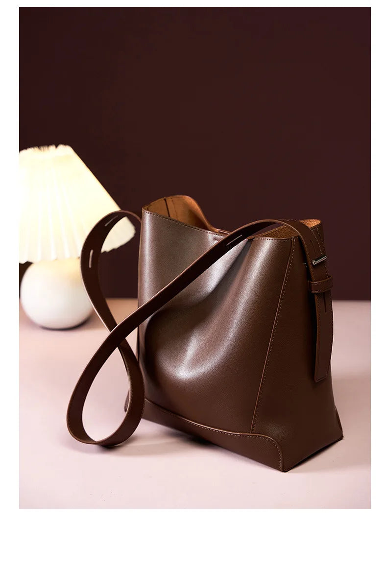 Trendé™ | Penelope Ledertasche mit zeitloser Eleganz