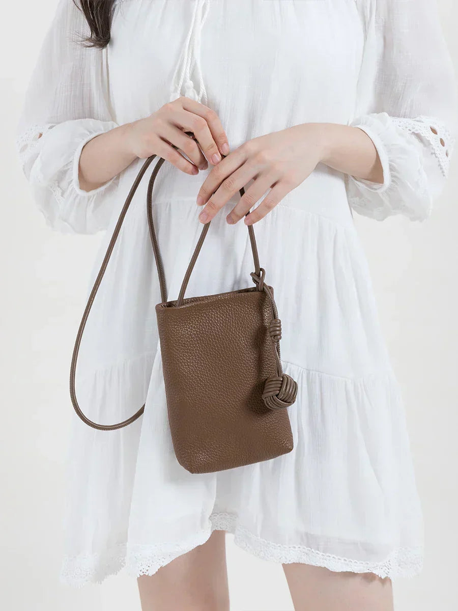 Trendé™ | Camila565 Kleine Ledertasche mit elegantem Design